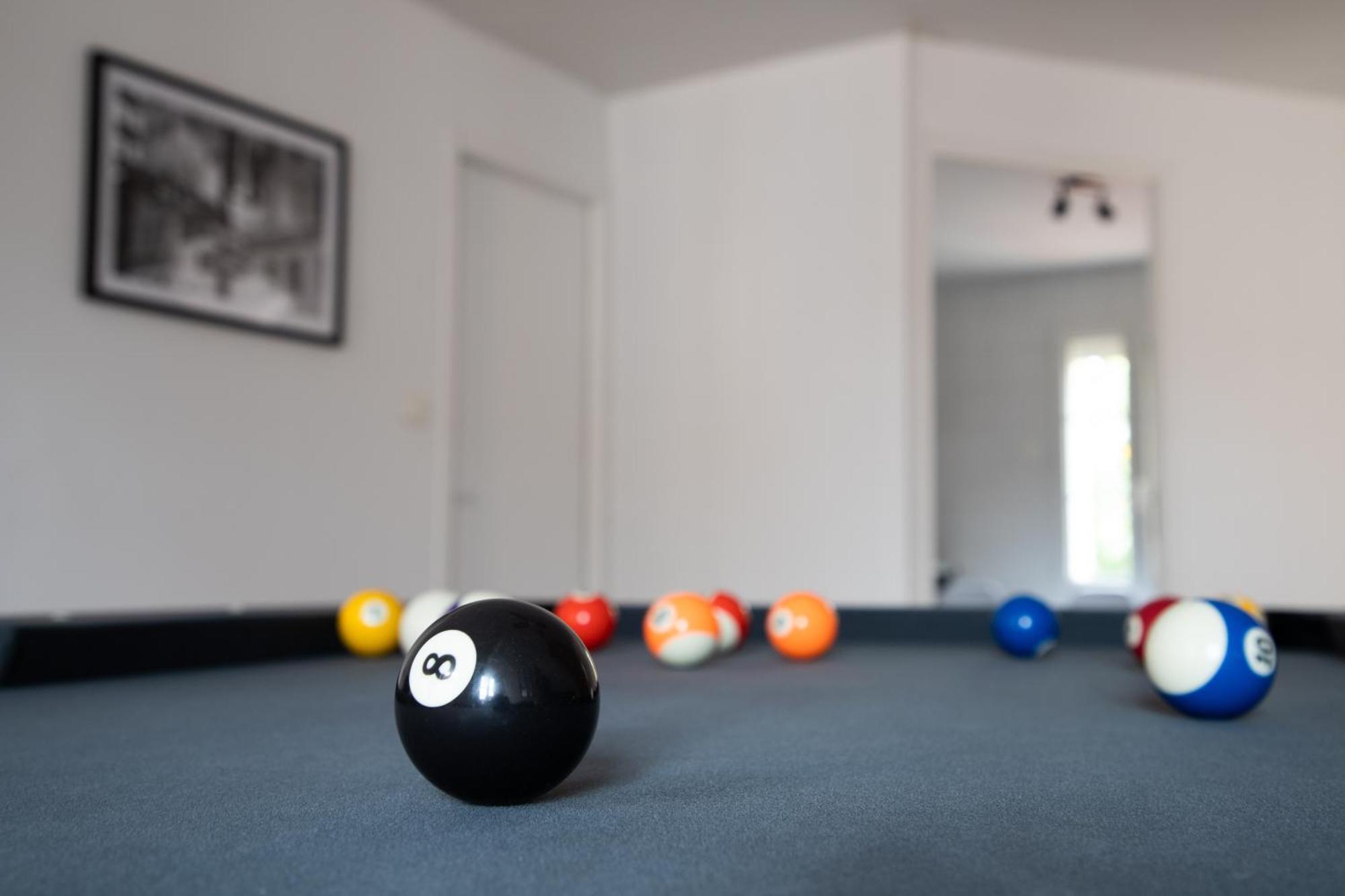Grand Duplex Avec Billard Lägenhet Villeneuve-Tolosane Exteriör bild