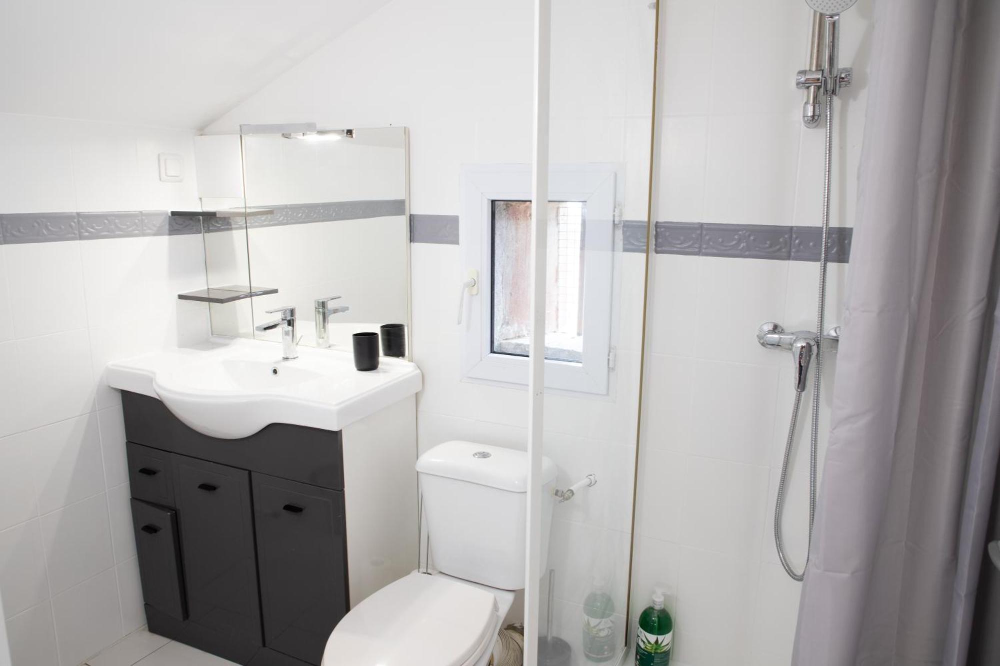 Grand Duplex Avec Billard Lägenhet Villeneuve-Tolosane Exteriör bild
